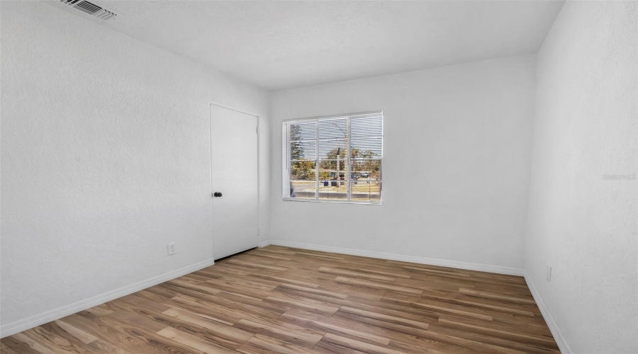 Orlando, Florida 32807, 3 Bedroom Bedrooms, ,2 Bathroombathrooms,Residential,For Sale,Dahlia,0,Mfro6436255