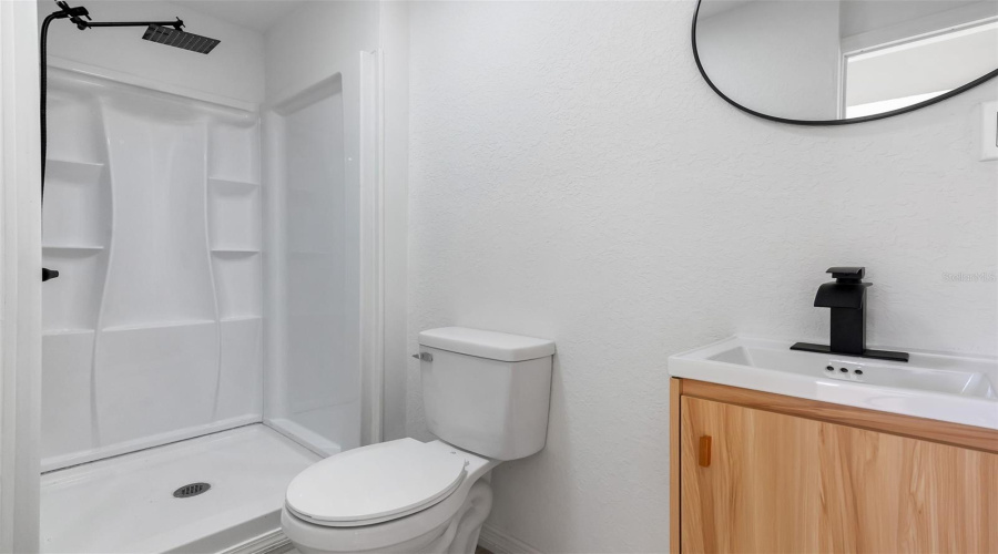 Orlando, Florida 32807, 3 Bedroom Bedrooms, ,2 Bathroombathrooms,Residential,For Sale,Dahlia,0,Mfro6436255