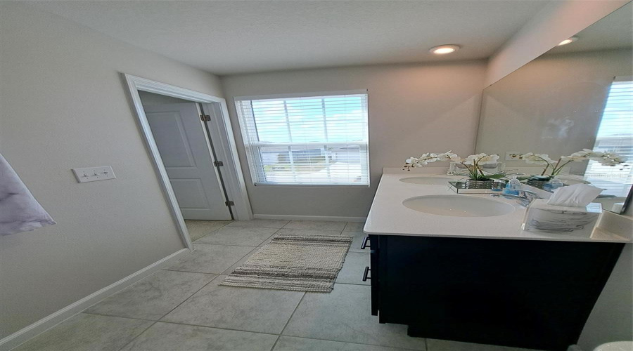 Winter Haven, Florida 33880, 4 Bedroom Bedrooms, ,2 Bathroombathrooms,Residential,For Sale,Majestic,0,Mfrl4962086