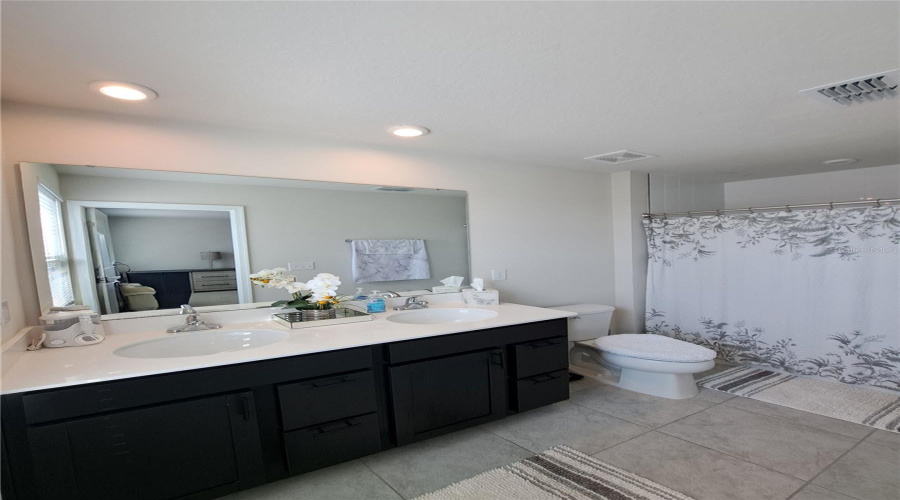 Winter Haven, Florida 33880, 4 Bedroom Bedrooms, ,2 Bathroombathrooms,Residential,For Sale,Majestic,0,Mfrl4962086