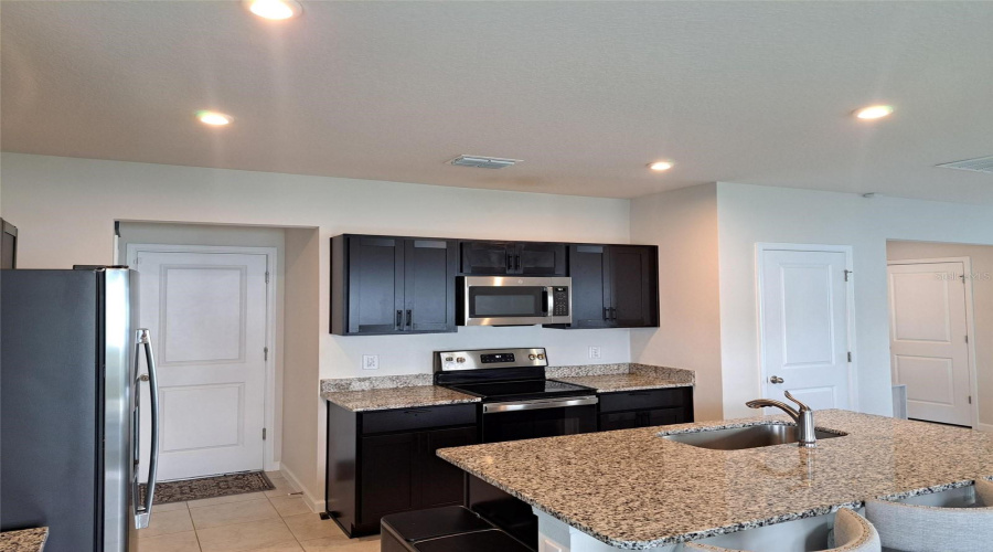 Winter Haven, Florida 33880, 4 Bedroom Bedrooms, ,2 Bathroombathrooms,Residential,For Sale,Majestic,0,Mfrl4962086