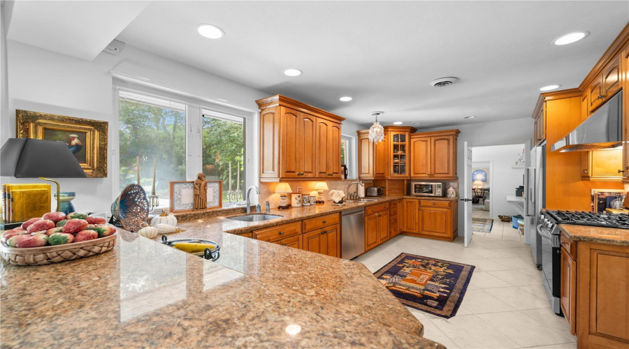 Sarasota, Florida 34239, 3 Bedroom Bedrooms, ,2 Bathroombathrooms,Residential,For Sale,North,0,Mfra4703853