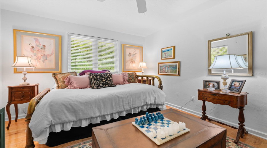 Sarasota, Florida 34239, 3 Bedroom Bedrooms, ,2 Bathroombathrooms,Residential,For Sale,North,0,Mfra4703853