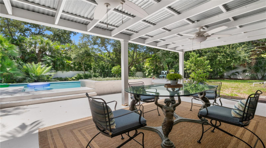 Sarasota, Florida 34239, 3 Bedroom Bedrooms, ,2 Bathroombathrooms,Residential,For Sale,North,0,Mfra4703853