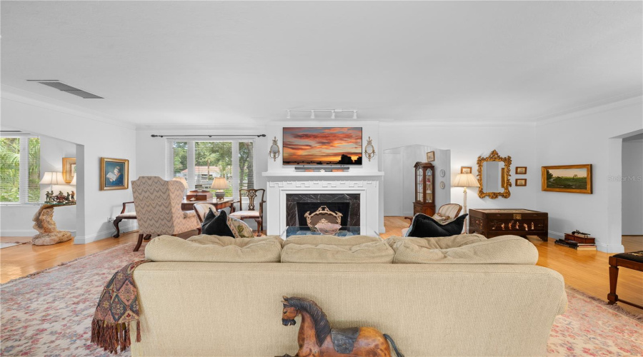 Sarasota, Florida 34239, 3 Bedroom Bedrooms, ,2 Bathroombathrooms,Residential,For Sale,North,0,Mfra4703853