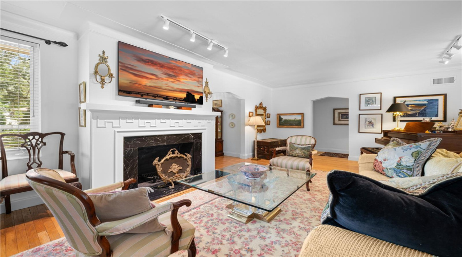 Sarasota, Florida 34239, 3 Bedroom Bedrooms, ,2 Bathroombathrooms,Residential,For Sale,North,0,Mfra4703853