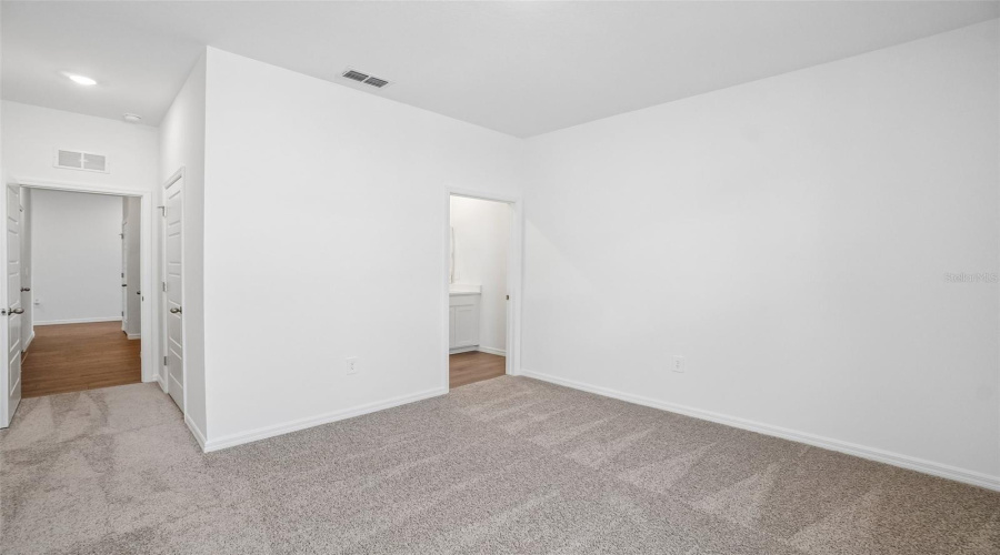 Lakeland, Florida 33811, 4 Bedroom Bedrooms, ,3 Bathroombathrooms,Residential,For Sale,Barberry,0,Mfro6415837