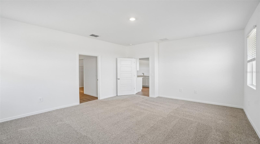 Lakeland, Florida 33811, 4 Bedroom Bedrooms, ,3 Bathroombathrooms,Residential,For Sale,Barberry,0,Mfro6415837