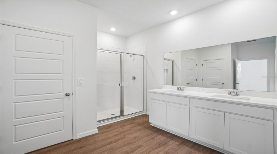Lakeland, Florida 33811, 4 Bedroom Bedrooms, ,3 Bathroombathrooms,Residential,For Sale,Barberry,0,Mfro6415837