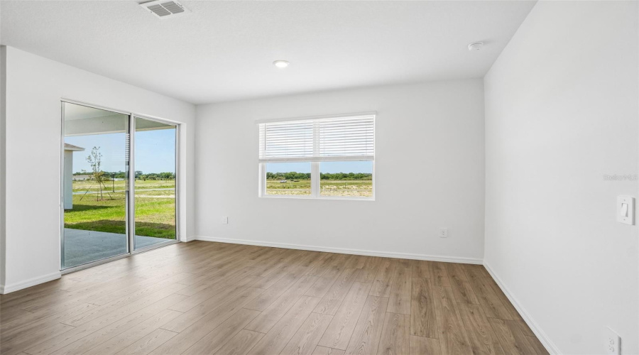 Lakeland, Florida 33811, 4 Bedroom Bedrooms, ,3 Bathroombathrooms,Residential,For Sale,Barberry,0,Mfro6415837