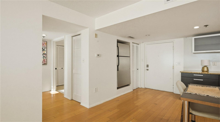 Clearwater, Florida 33756, 2 Bedroom Bedrooms, ,2 Bathroombathrooms,Residential,For Sale,Madison,0,Mfrtb8499082