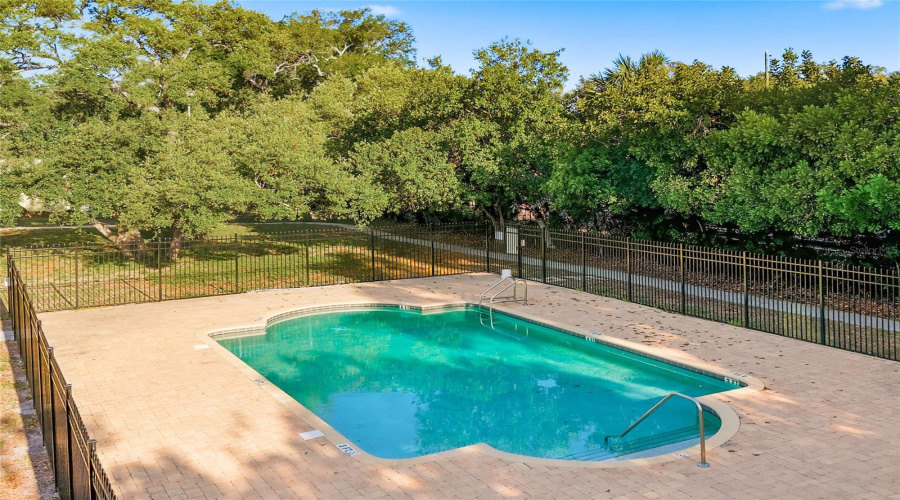 Clearwater, Florida 33756, 2 Bedroom Bedrooms, ,2 Bathroombathrooms,Residential,For Sale,Madison,0,Mfrtb8499082