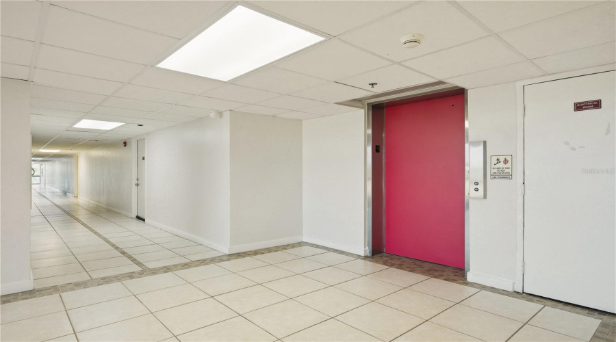 Clearwater, Florida 33756, 2 Bedroom Bedrooms, ,2 Bathroombathrooms,Residential,For Sale,Madison,0,Mfrtb8499082