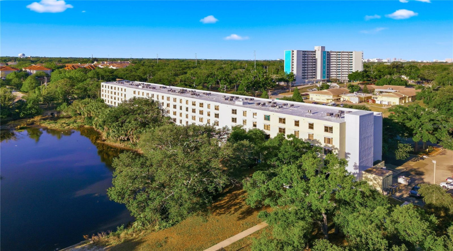 Clearwater, Florida 33756, 2 Bedroom Bedrooms, ,2 Bathroombathrooms,Residential,For Sale,Madison,0,Mfrtb8499082