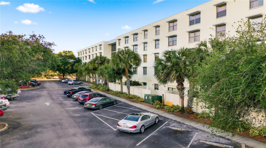 Clearwater, Florida 33756, 2 Bedroom Bedrooms, ,2 Bathroombathrooms,Residential,For Sale,Madison,0,Mfrtb8499082