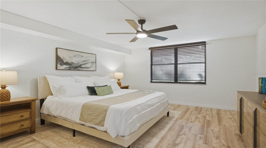 Clearwater, Florida 33756, 2 Bedroom Bedrooms, ,2 Bathroombathrooms,Residential,For Sale,Madison,0,Mfrtb8499082