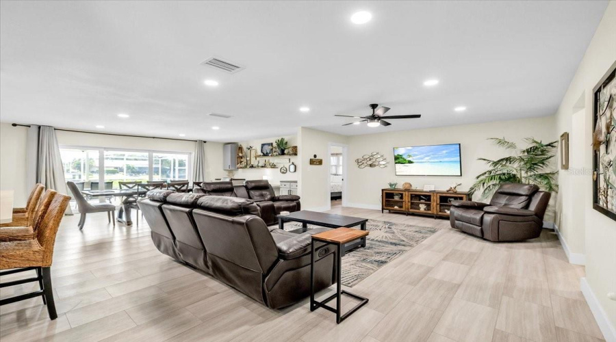 Port Charlotte, Florida 33952, 3 Bedroom Bedrooms, ,2 Bathroombathrooms,Residential,For Sale,Tarpon,0,Mfra4703726