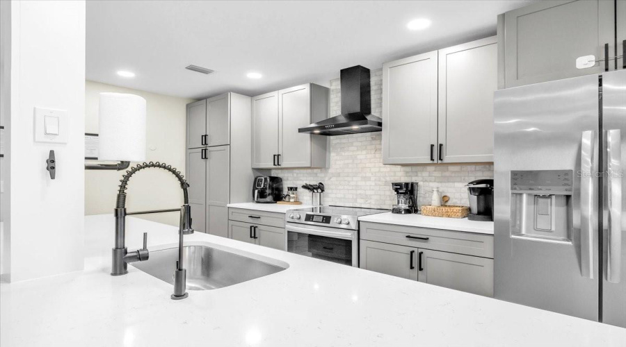 Port Charlotte, Florida 33952, 3 Bedroom Bedrooms, ,2 Bathroombathrooms,Residential,For Sale,Tarpon,0,Mfra4703726