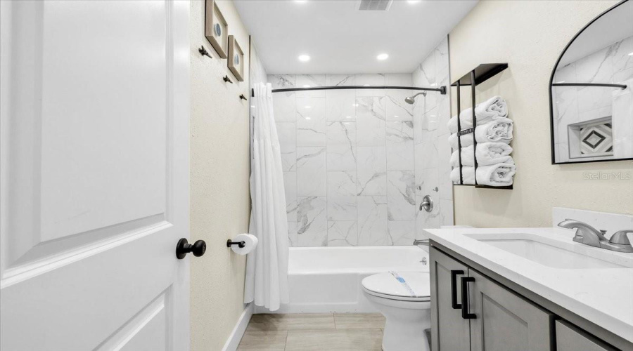 Port Charlotte, Florida 33952, 3 Bedroom Bedrooms, ,2 Bathroombathrooms,Residential,For Sale,Tarpon,0,Mfra4703726