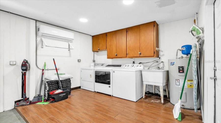 Port Charlotte, Florida 33952, 3 Bedroom Bedrooms, ,2 Bathroombathrooms,Residential,For Sale,Tarpon,0,Mfra4703726