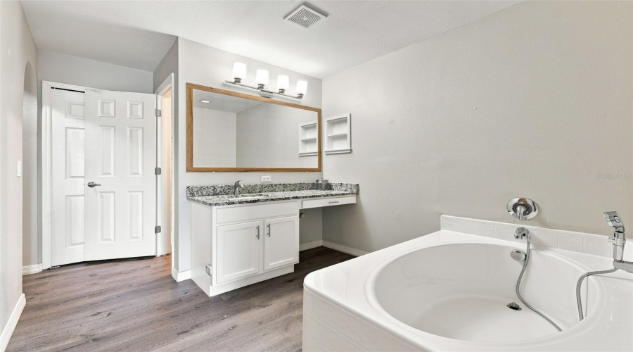 Riverview, Florida 33569, 5 Bedroom Bedrooms, ,2 Bathroombathrooms,Residential,For Sale,Fly Fishing,0,Mfrtb8542606