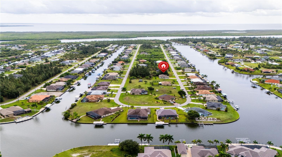 Port Charlotte, Florida 33981, 3 Bedroom Bedrooms, ,2 Bathroombathrooms,Residential,For Sale,Aqua,0,Mfrc7529947