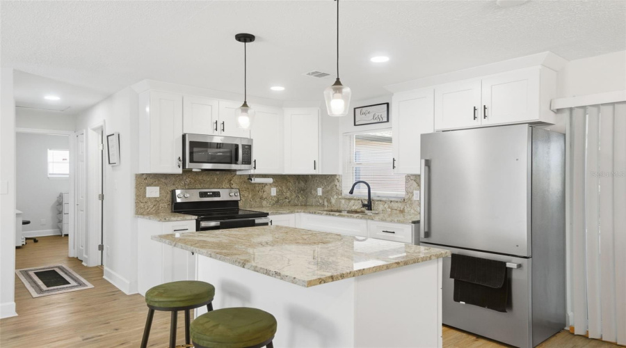 Orlando, Florida 32818, 3 Bedroom Bedrooms, ,2 Bathroombathrooms,Residential,For Sale,Gaymar,0,Mfro6407415