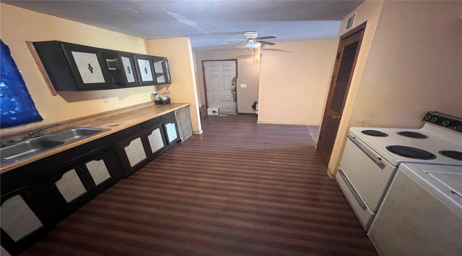 Hawthorne, Florida 32640, 3 Bedroom Bedrooms, ,1 Bathroombathrooms,Residential,For Sale,222Nd,0,Mfrgc537997