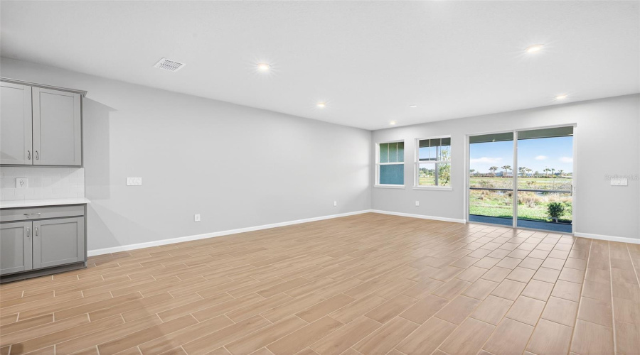 Parrish, Florida 34219, 3 Bedroom Bedrooms, ,2 Bathroombathrooms,Residential,For Sale,Aurelia,0,Mfrtb8510656