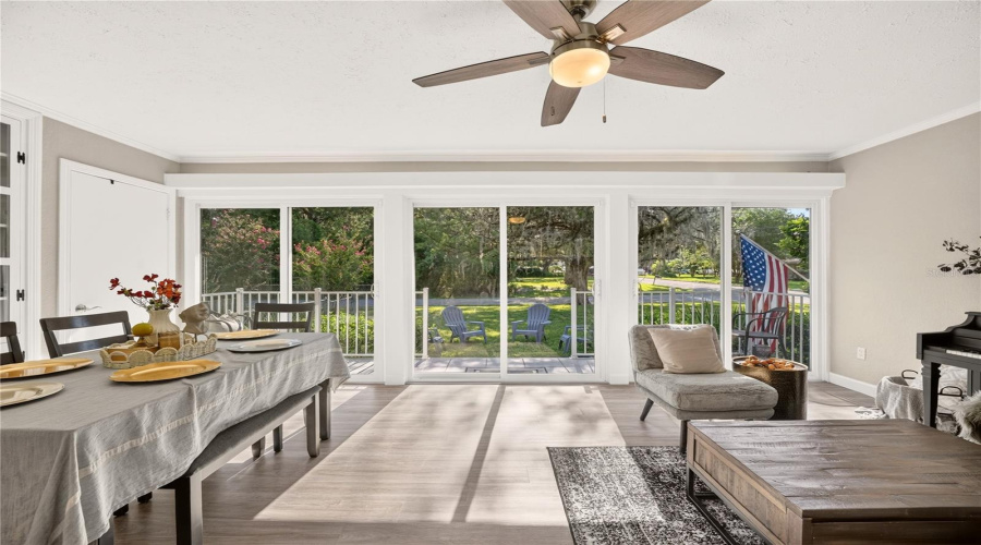 Living/Dining Room/Entry