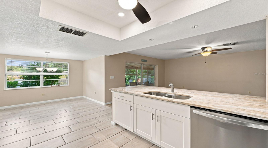 Seminole, Florida 33778, 3 Bedroom Bedrooms, ,2 Bathroombathrooms,Residential,For Sale,Seminole Forest,0,Mfrtb8542478