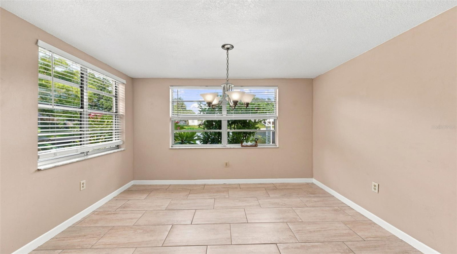 Breakfast Nook / In Kitchen Dining Area