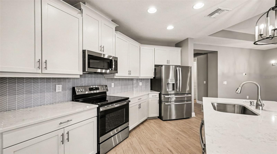 Parrish, Florida 34219, 3 Bedroom Bedrooms, ,2 Bathroombathrooms,Residential,For Sale,Wild Blossom,0,Mfro6433230