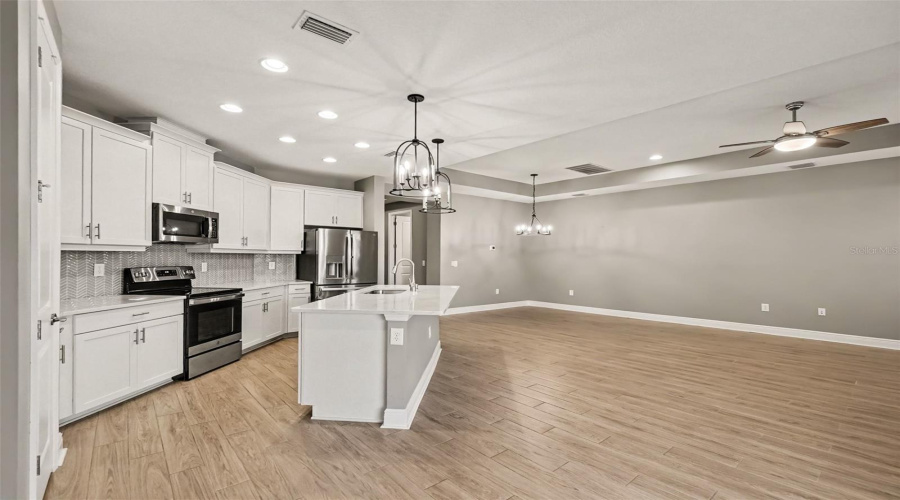 Parrish, Florida 34219, 3 Bedroom Bedrooms, ,2 Bathroombathrooms,Residential,For Sale,Wild Blossom,0,Mfro6433230