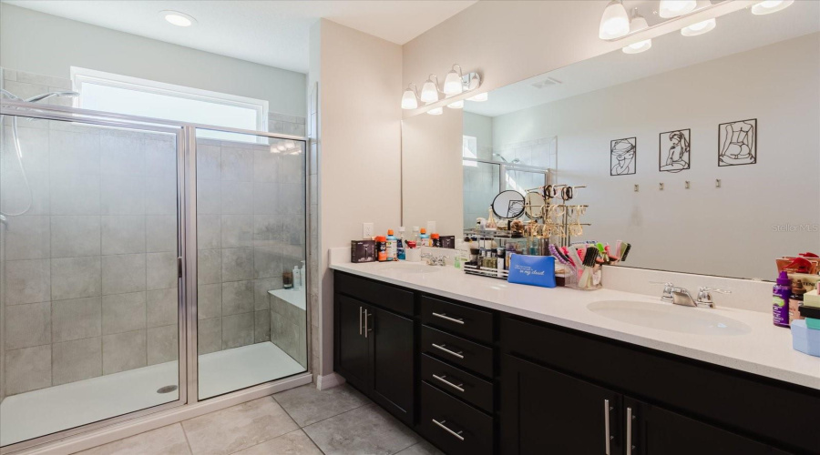 Winter Garden, Florida 34787, 4 Bedroom Bedrooms, ,3 Bathroombathrooms,Residential,For Sale,Micelli,0,Mfrtb8472370