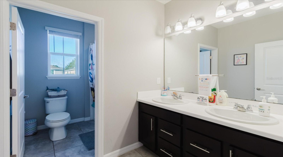 Winter Garden, Florida 34787, 4 Bedroom Bedrooms, ,3 Bathroombathrooms,Residential,For Sale,Micelli,0,Mfrtb8472370