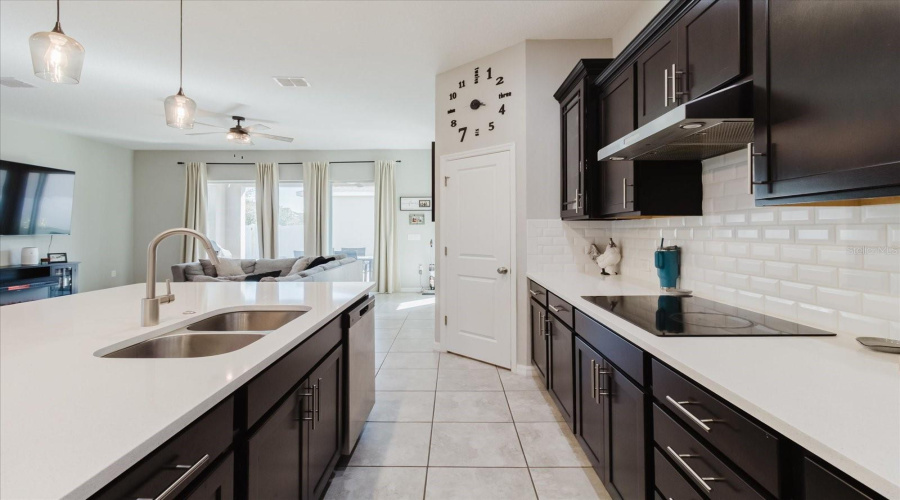 Winter Garden, Florida 34787, 4 Bedroom Bedrooms, ,3 Bathroombathrooms,Residential,For Sale,Micelli,0,Mfrtb8472370