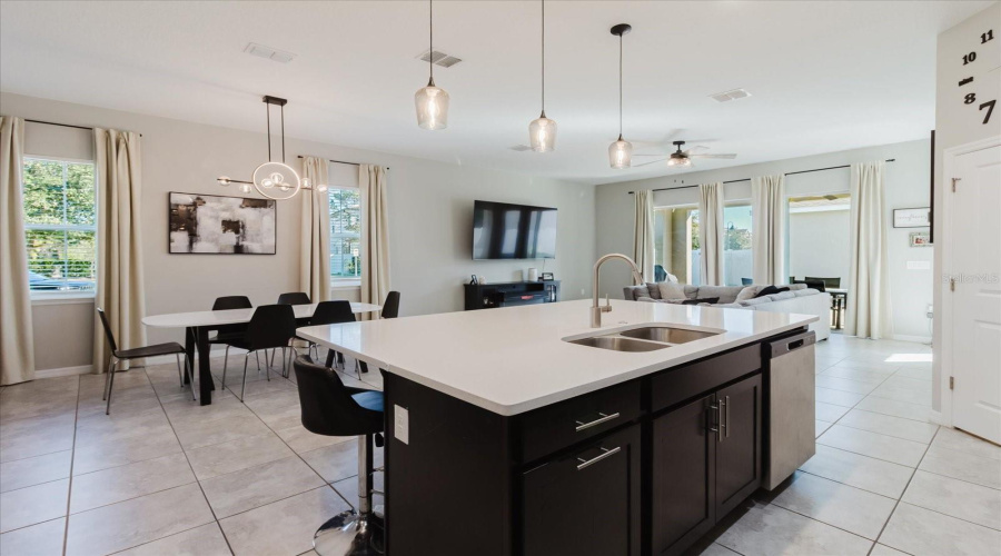 Winter Garden, Florida 34787, 4 Bedroom Bedrooms, ,3 Bathroombathrooms,Residential,For Sale,Micelli,0,Mfrtb8472370