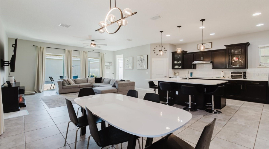 Winter Garden, Florida 34787, 4 Bedroom Bedrooms, ,3 Bathroombathrooms,Residential,For Sale,Micelli,0,Mfrtb8472370