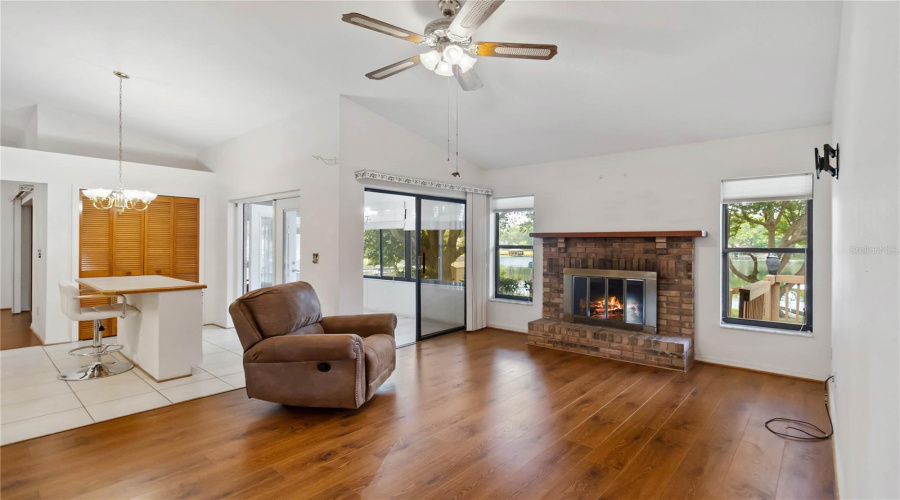 Clermont, Florida 34711, 3 Bedroom Bedrooms, ,2 Bathroombathrooms,Residential,For Sale,Lakeshore,0,Mfro6398144