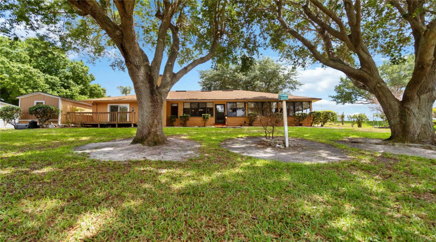 Clermont, Florida 34711, 3 Bedroom Bedrooms, ,2 Bathroombathrooms,Residential,For Sale,Lakeshore,0,Mfro6398144