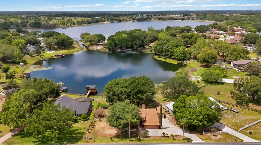 Clermont, Florida 34711, 3 Bedroom Bedrooms, ,2 Bathroombathrooms,Residential,For Sale,Lakeshore,0,Mfro6398144