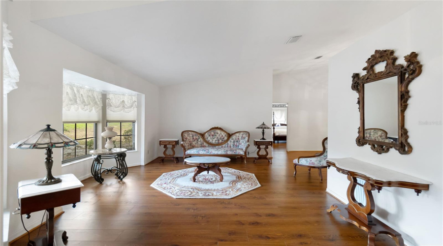 Clermont, Florida 34711, 3 Bedroom Bedrooms, ,2 Bathroombathrooms,Residential,For Sale,Lakeshore,0,Mfro6398144