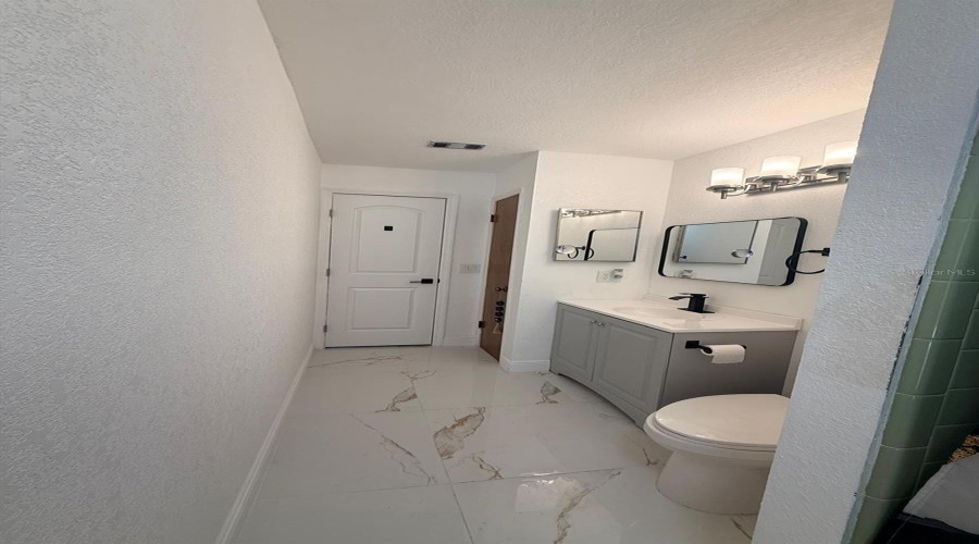 Orlando, Florida 32807, 3 Bedroom Bedrooms, ,2 Bathroombathrooms,Residential,For Sale,Angeline,0,Mfro6418387