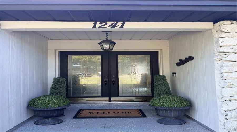 Orlando, Florida 32807, 3 Bedroom Bedrooms, ,2 Bathroombathrooms,Residential,For Sale,Angeline,0,Mfro6418387