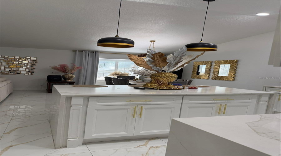 Orlando, Florida 32807, 3 Bedroom Bedrooms, ,2 Bathroombathrooms,Residential,For Sale,Angeline,0,Mfro6418387