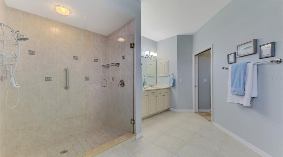 Englewood, Florida 34223, 3 Bedroom Bedrooms, ,2 Bathroombathrooms,Residential,For Sale,Toralis,0,Mfrn6145390