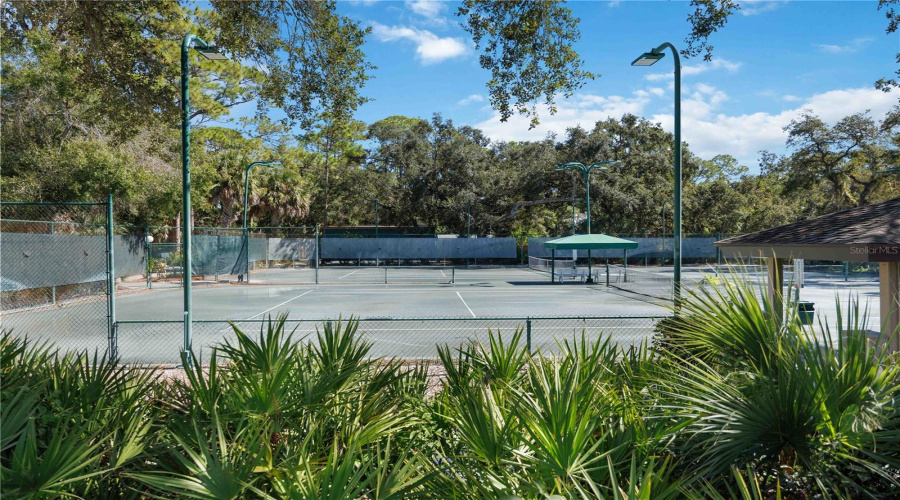 Sarasota, Florida 34235, 3 Bedroom Bedrooms, ,2 Bathroombathrooms,Residential,For Sale,Horseshoe,0,Mfra4670247