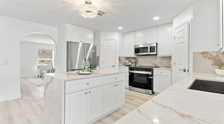 Winter Garden, Florida 34787, 5 Bedroom Bedrooms, ,2 Bathroombathrooms,Residential,For Sale,Regal Downs,0,Mfro6433640
