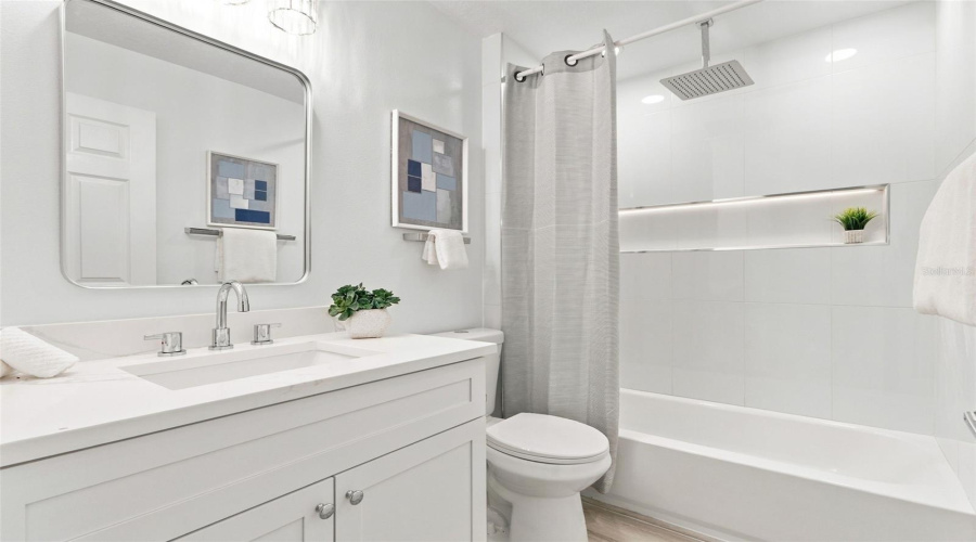 Winter Garden, Florida 34787, 5 Bedroom Bedrooms, ,2 Bathroombathrooms,Residential,For Sale,Regal Downs,0,Mfro6433640